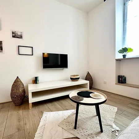 Le Despiau - Parking - Clim - Fibre - Proche Base Apartment *